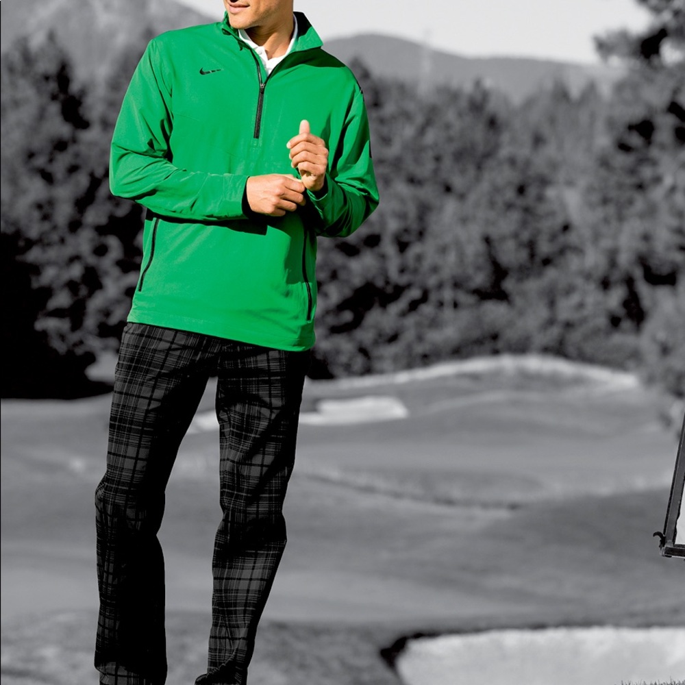 Nike 1/2-Zip Wind Shirt